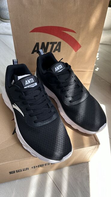 Кроссовки и спортивная обувь: ANTA оригинал, в наличии размер 43
Легкие кроссы на лето