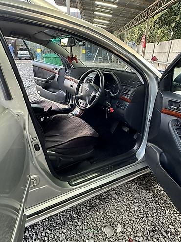 Toyota: Toyota Avensis: 2004 г., 2 л, Автомат, Бензин, Универсал — 2