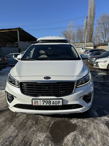 прожектар: Kia Carnival: 2019 г., 2.2 л, Типтроник, Дизель, Вэн/Минивэн