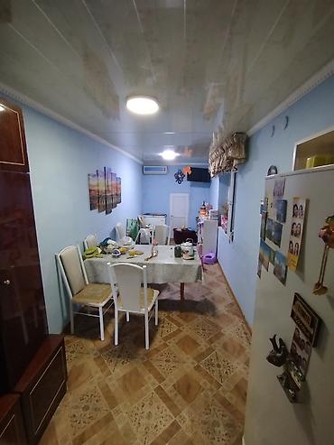 Продажа коттеджей и домов: Срочно продам дом 🏠, район Кызыл Аскер, в доме 7 комнат, 2 — 19