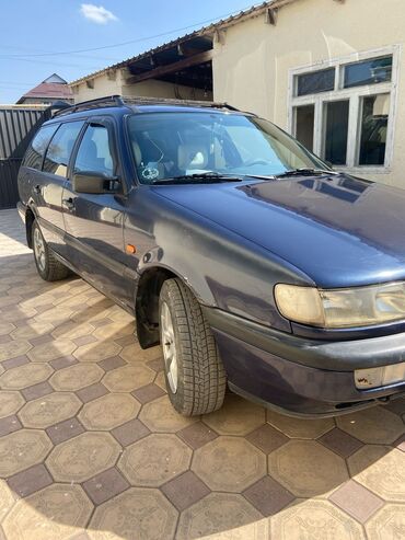 талас пасат: Volkswagen Passat: 1994 г., 1.8 л, Механика, Бензин, Универсал