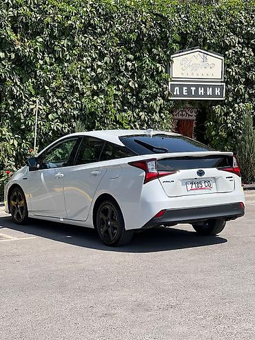 model y: Toyota Prius: 2020 г., 1.8 л, Вариатор, Гибрид, Седан — 6