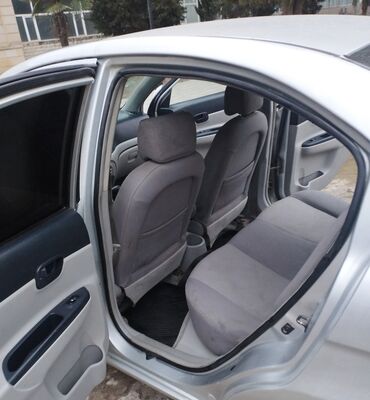 avtomobil aksesuarları: Hyundai Accent: 1.4 l | 2006 il Sedan