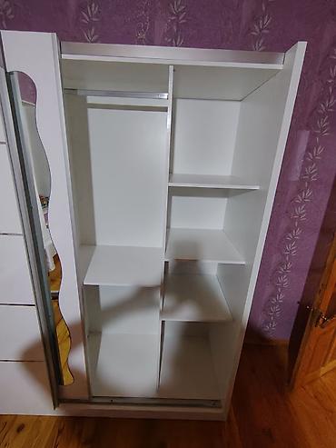 Mebel: Aspirator, qaz peçi, uvannik çıxmaq şərti ilə. Mebelləri satılır — 5