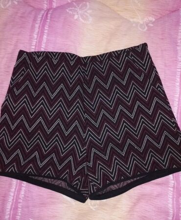 sorts suknja: S (EU 36), color - Black, Stripes