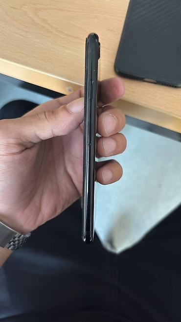 iphone 23: IPhone 7, 128 GB, Qara, Barmaq izi — 4