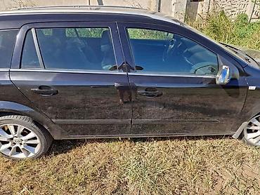 globber 4 in 1: VRATA CRNA BOJA Z20R ZA OPEL ASTRA H | Cena je po komadu za gola — 1