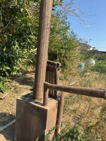 Qamaklar: Yığılma parnik peçi deşiyi çürüyü yoxdu. İdial dır xətləri tutulmayıb