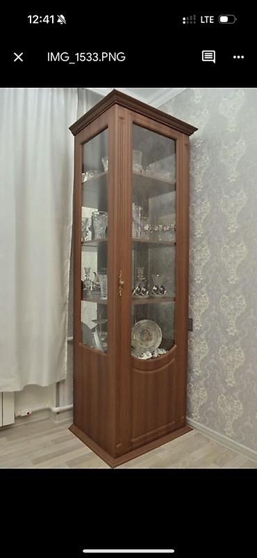 Dolab vitrinləri: Şüşəli dolab vitrini, İşlənmiş, Ünvandan götürmə — 2