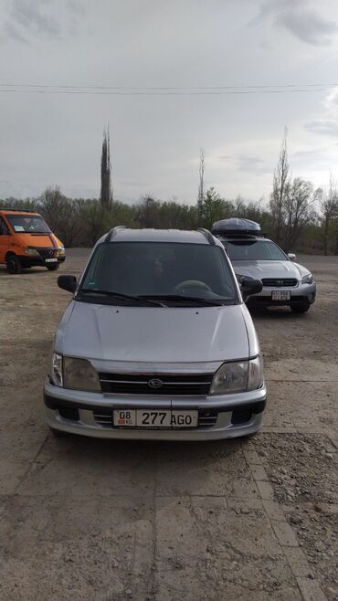 daihats: Daihatsu Gran Move: 2002 г., 1.6 л, Механика, Газ, Универсал