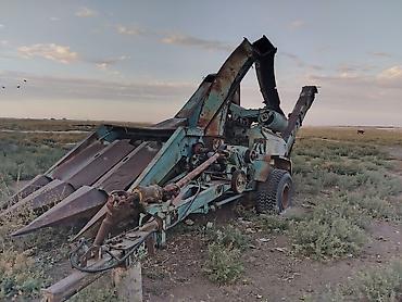 комбайн запчаст: Кукурузоуборочная приставка/подборщик с очисткой и перегрузочным — 2