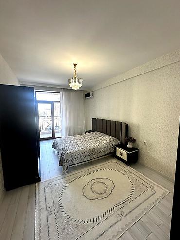 Mənzillər: 3 otaqlı, Yeni tikili, 102 kv. m — 4