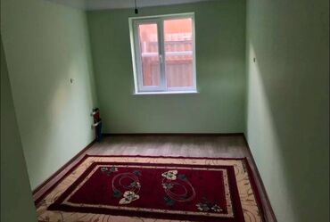 сдаю однокомнатную квартиру долгосрочное: 1 комната, Агентство недвижимости, С мебелью частично