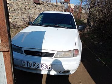 volkswagen polo 2: Daewoo Nexia: 1.5 л | 1996 г. Седан