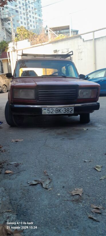 2107 qara: VAZ (LADA) 2107: 1.6 l | 1990 il 100000 km Sedan