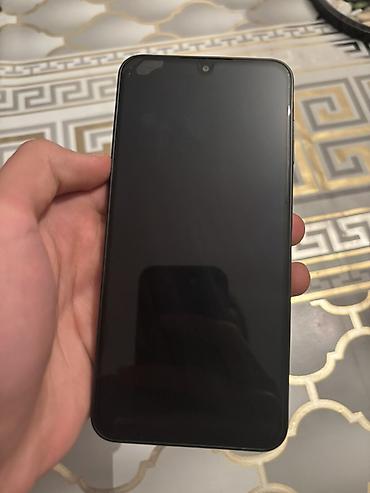 samsug a16: Samsung Galaxy A16, rəng - Qara — 2