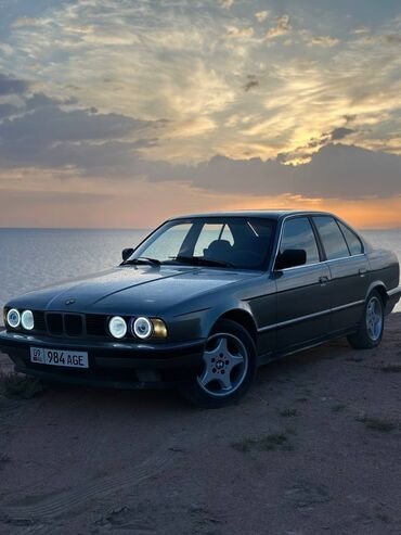 bmw 5 серия 518i 5mt: BMW 5 series: 1988 г., 2.5 л, Механика, Бензин, Седан