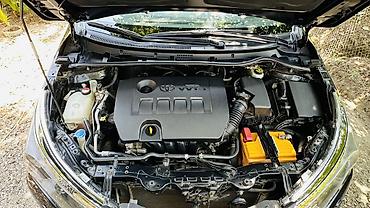 hyundai i30 oluxanası: Toyota Corolla: 1.6 l | 2014 il Sedan — 6