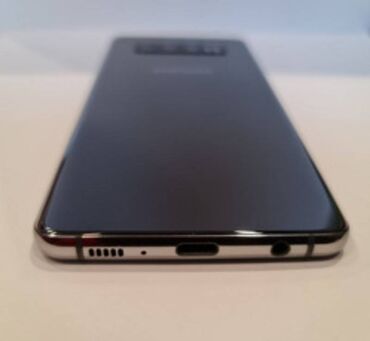 s10 qiymeti: Samsung Galaxy S10 Plus | İşlənmiş | 128 GB | rəng - Qara | Sensor, Barmaq izi, Simsiz şarj