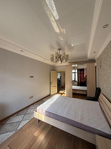 гск 54: 3 комнаты, 100 м², ул. Ахунбаева / Малдыбаева Элитка, 8 этаж, Евроремонт — 1