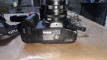 чехлы на 12: Продаётся фотоаппарат Canon 40D в хорошем состоянии. Внешне немного