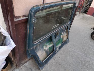 Auto delovi: Zadnja gepek vrata Lada 21213,21214,2131 Niva u zelenoj boji. Polovno — 10