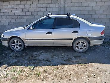 Toyota: Toyota Avensis: 2000 г., 2 л, Механика, Бензин, Седан — 2
