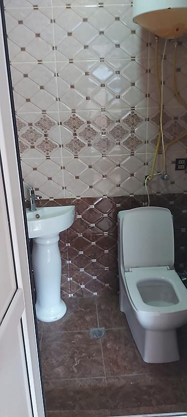 azadliq metrosu satilan evlər: Azadlıq metrosu yaxınlığında 8ci mikrorayon 135 nömreli mektebin — 3