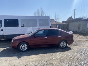 Nissan: Nissan Primera: 2001 г., 1.8 л, Механика, Бензин, Хэтчбэк