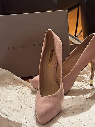 Tuflilər: Tuflilər, Charles&Keith, Ölçü: 38, rəng - Çəhrayı, İşlənmiş — 1