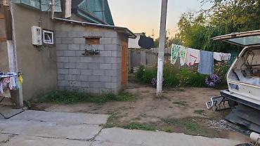 hous kg: Продаётся жилой дом в городе Каракол (пристань) есть хоз постройки — 3