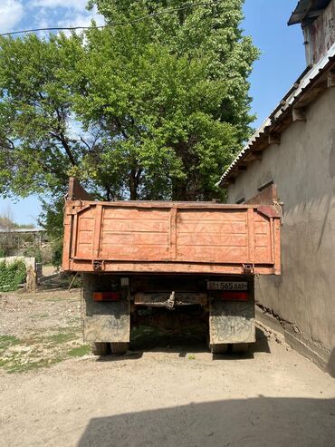 Грузовики: Грузовик