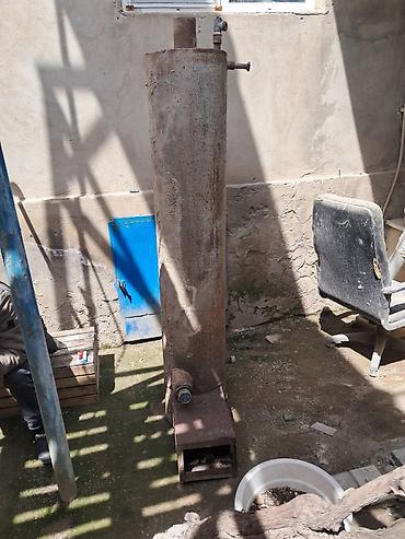 cuqun radiator satilir: Hamam kalonkasi 500 litr her wey islek vezyetdedir çatı dewiy yoxdur — 2