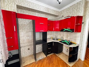 alma sirkəsi qiyməti: Metbex mebeli 260/150sm
300azn son qiymetdir 
7ci mkr 9415 leli
