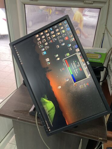 table: Ela veziyyetde problemsiz,24 Ekran Hp monitor satilir.Islemeyinde ve