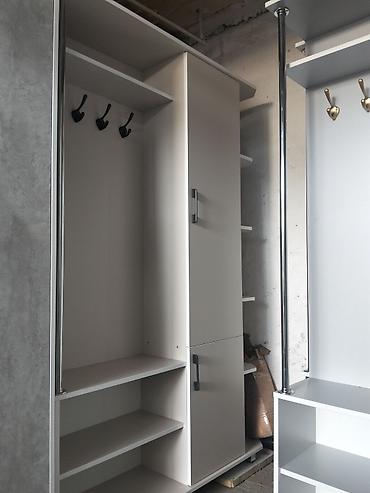 silver kitchen: Прихожая 
Ширина 1.20
высота 1.90 — 4