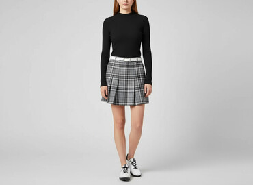 Turtlenecks: Women`s golf, size S