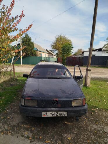 Volkswagen: Volkswagen Passat: 1990 г., 1.8 л, Механика, Бензин, Универсал