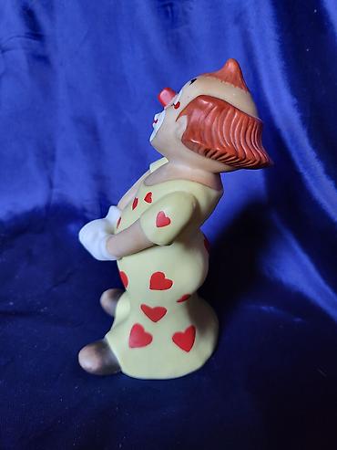 Figure: Goebel nova figura Bopov porcelanska iz 90ih.godina. Nemacka figura — 12