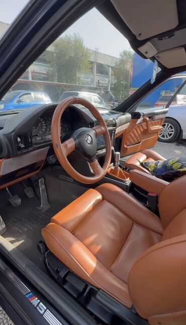 BMW: BMW 5 series: 1989 г., 3 л, Механика, Бензиновая, Седан — 11