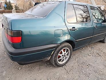 Volkswagen: Volkswagen Vento: 1996 г., 1.8 л, Механика, Бензин, Седан — 6