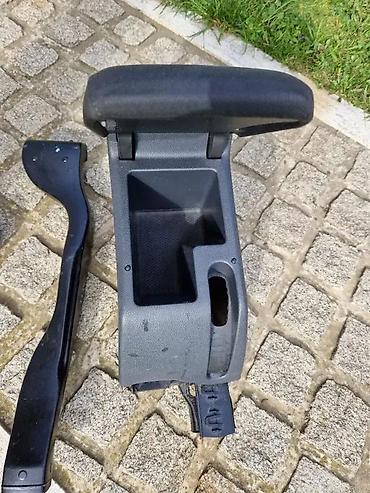 retrovizor golf 5: GOLF 6 GOLF 5 NASLON ZA RUKU FABRIČKI | Naslon za ruku za GOLF 6 — 4