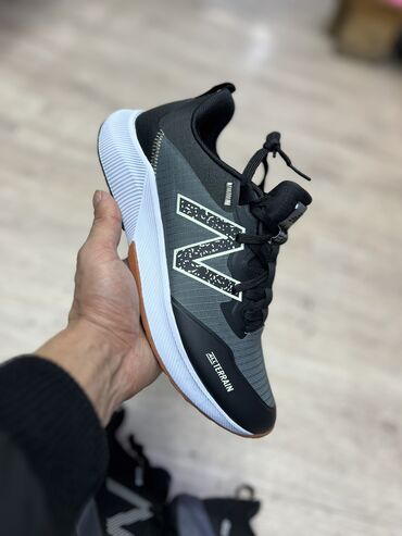 Кроссовки и спортивная обувь: New balance original🔥🔥✅