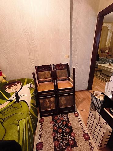 lokbatanda ev satisi: Bakı, 6-cı mikrorayon, 3 otaqlı, Köhnə tikili, m. Nəsimi, 60 kv. m — 5