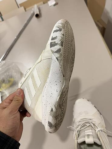 Жеке буюмдар: Эркектердин кроссовкасы, 41, Adidas, Колдонулган, түсү - Ак — 4