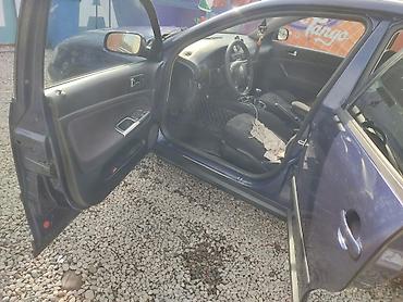 Volkswagen: Volkswagen Passat Variant: 2000 г., 1.8 л, Механика, Бензин, Универсал — 8