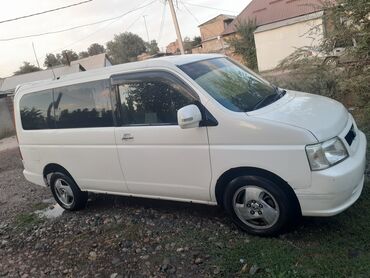 Другие Автомобили: Продаётся японский минивэн белого цвета с правым рулём. Просторный