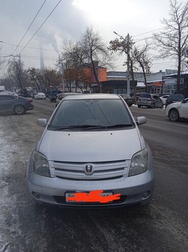 тойота королла хэтчбек: Toyota ist: 2003 г., 1.5 л, Автомат, Бензин, Хетчбек