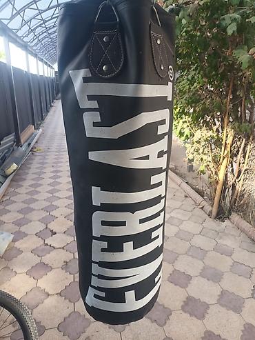 киий: Боксёрский мешок Everlast - Тип: подвесной мешок на цепях - Материал — 2