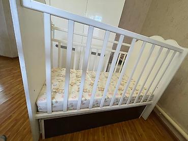 Мебель: Детская односпальная кровать, Б/у, Для девочки, С матрасом, Самовывоз — 3